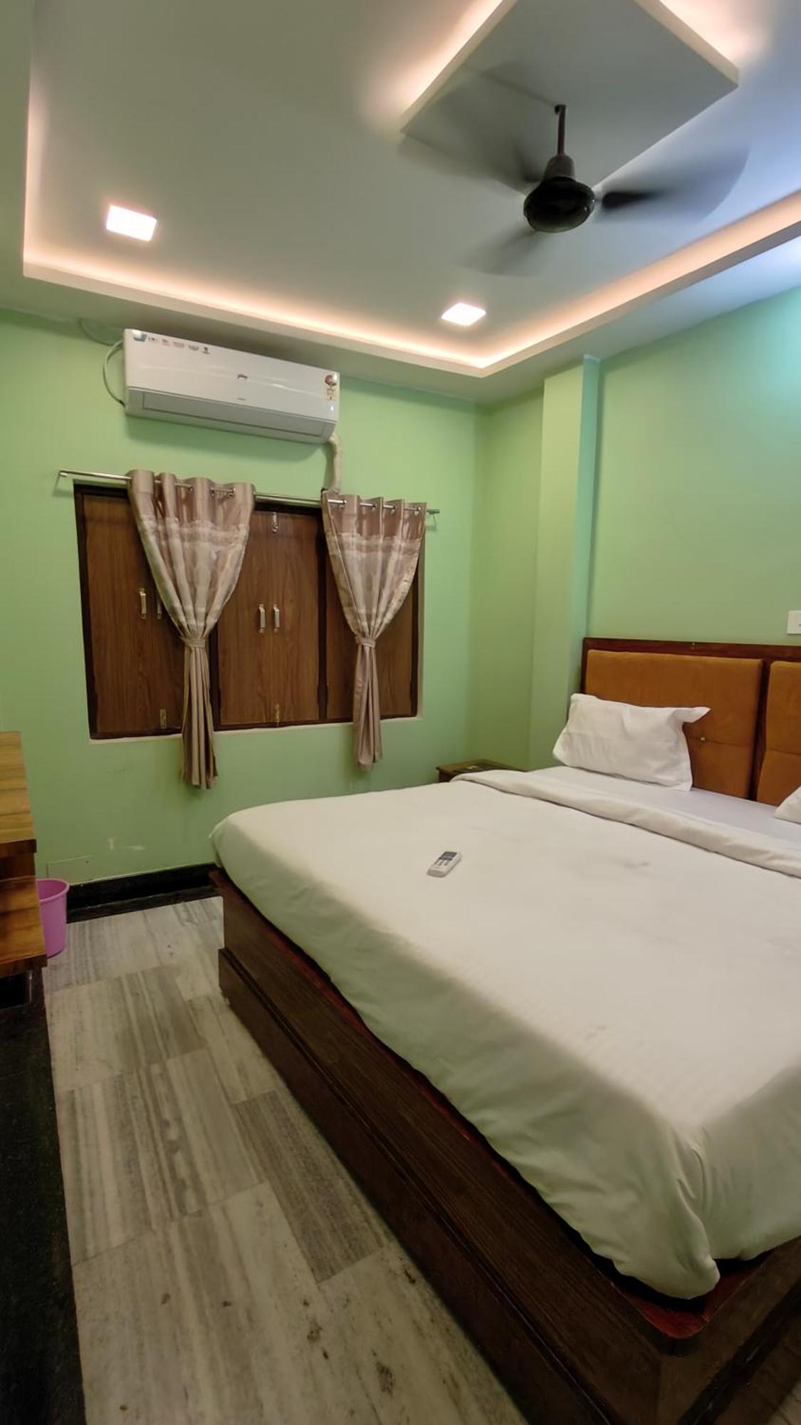 Aditya Residency Guest house *